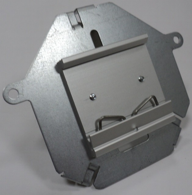 VESA bracket + DIN-rail mounting.JPG